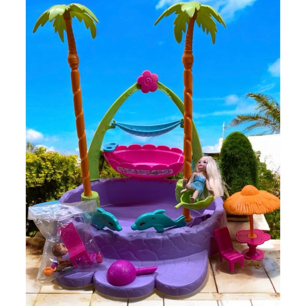 2009 Polly Pocket Tropical Splash Adventure Play Set With Doll